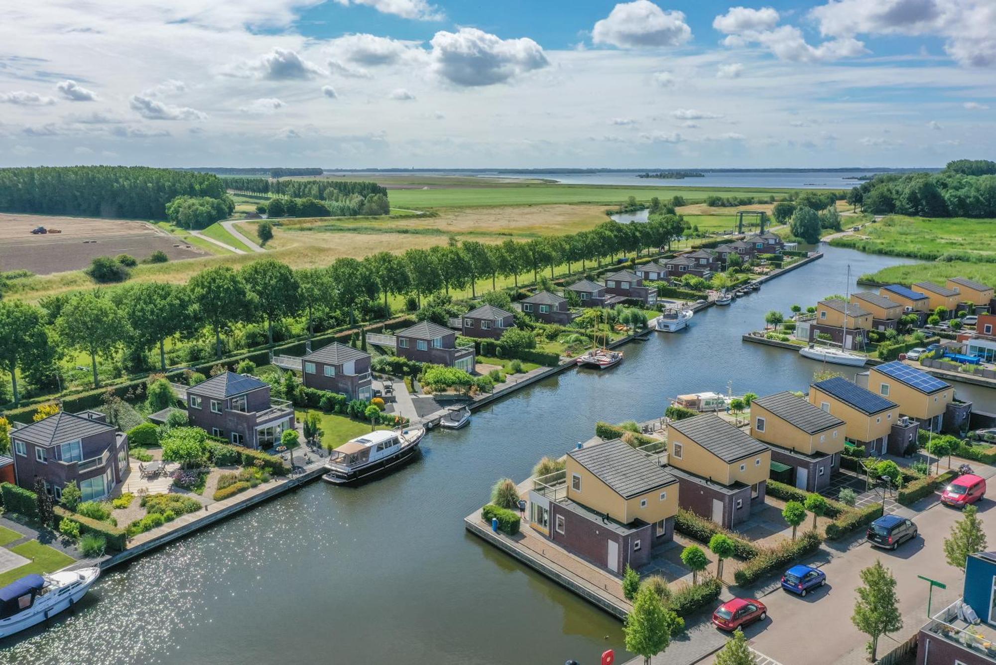 Nautic Rentals - Marinapark Oude-Tonge Dış mekan fotoğraf