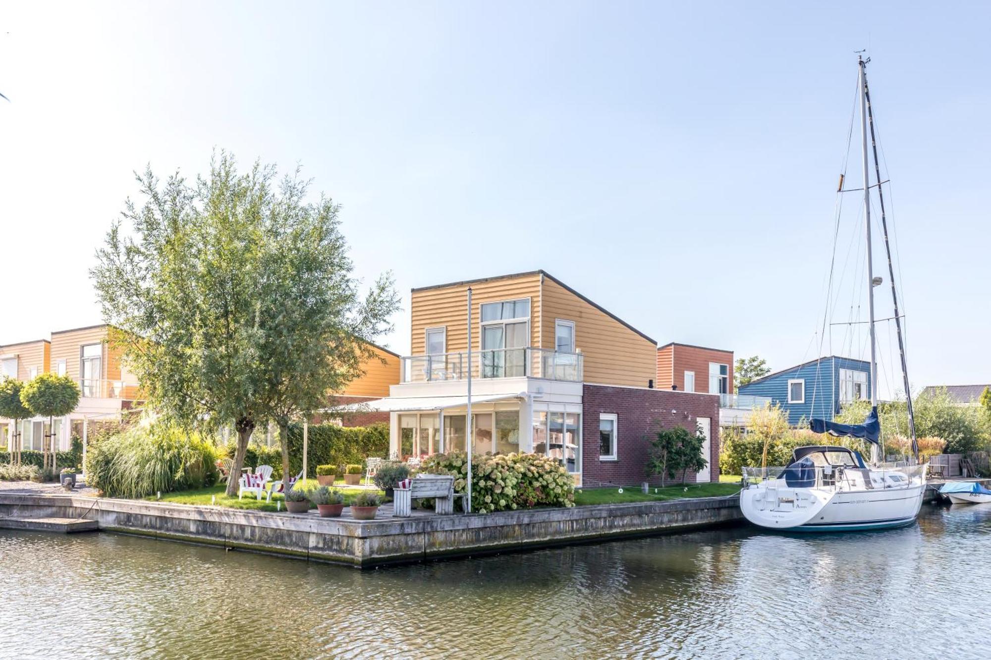 Nautic Rentals - Marinapark Oude-Tonge Dış mekan fotoğraf