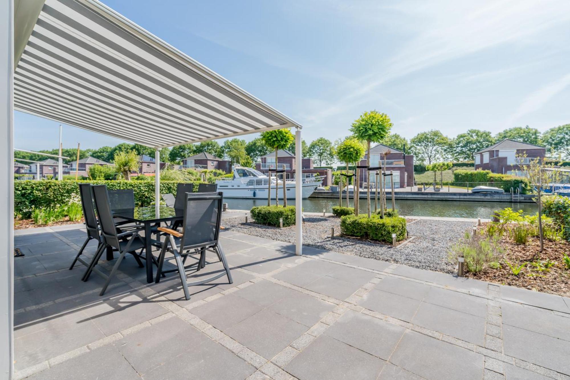 Nautic Rentals - Marinapark Oude-Tonge Dış mekan fotoğraf