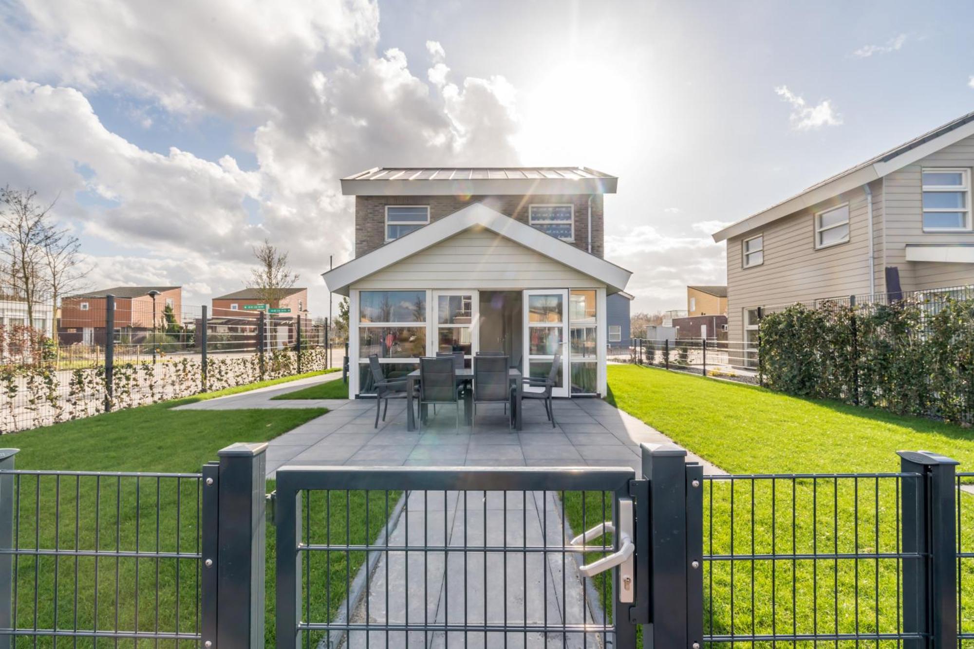Nautic Rentals - Marinapark Oude-Tonge Dış mekan fotoğraf