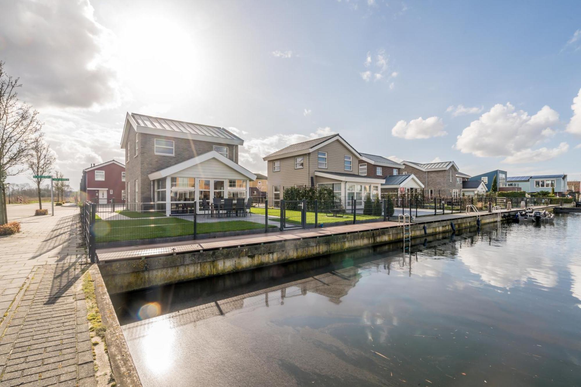 Nautic Rentals - Marinapark Oude-Tonge Dış mekan fotoğraf